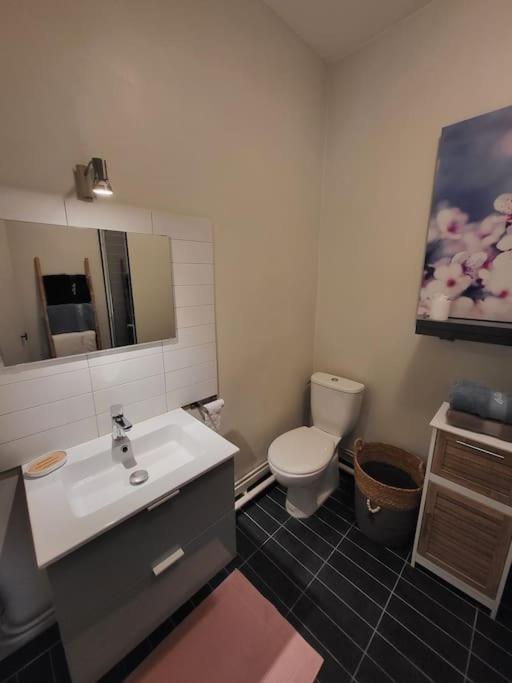 Le P'Tit Nid Apartment Parthenay Luaran gambar